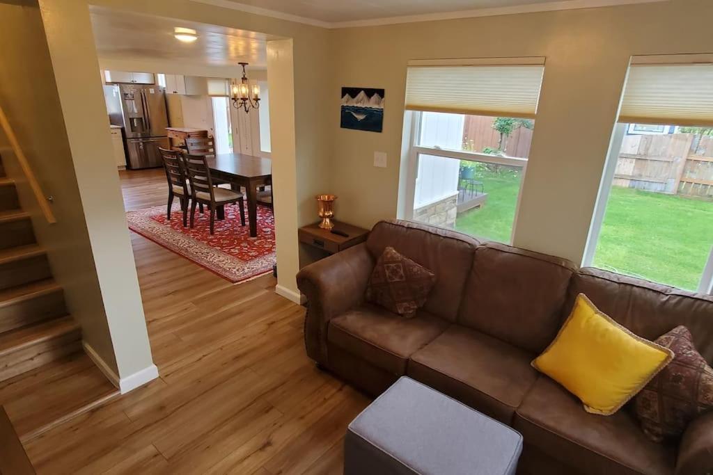 Luxury Dt Cottage - Free Parking - Self Check-In Анкоридж Экстерьер фото
